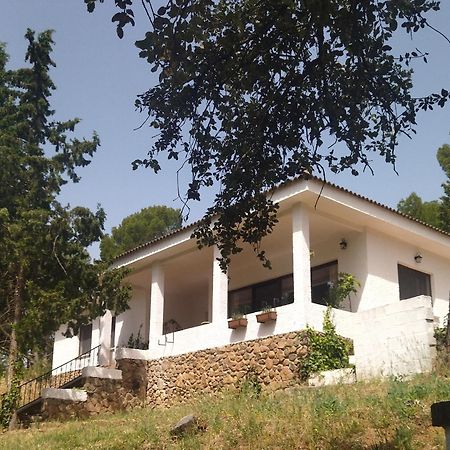 Villa Bonita Casa Blanca En El Bosque. Córdoba Exterior foto